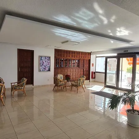 شقة 1 Bedroom Arenas Negras *