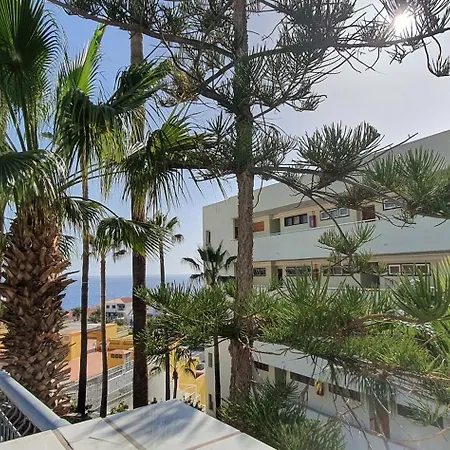 1 Bedroom Arenas Negras